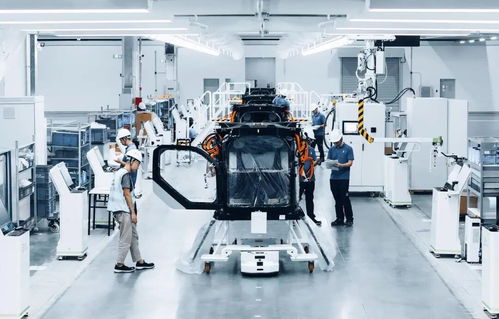 飛行汽車時(shí)代開啟 小鵬匯天“陸地航母”量產(chǎn)下線，開辟電子出行新藍(lán)海